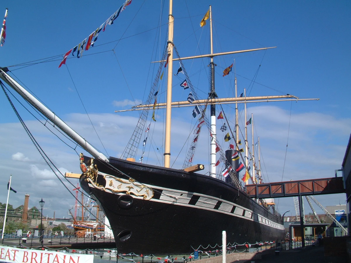 Le SS Great Britain dans sa cale sèche à Bristol.